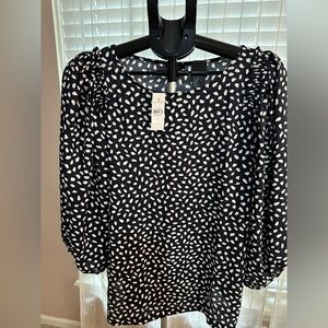 Ann Taylor Blue and White Patterned blouse